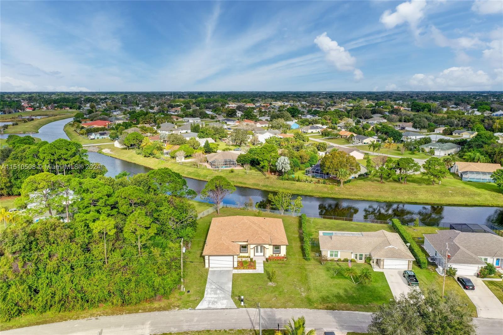 473 SW Cherryhill Rd, Port St. Lucie