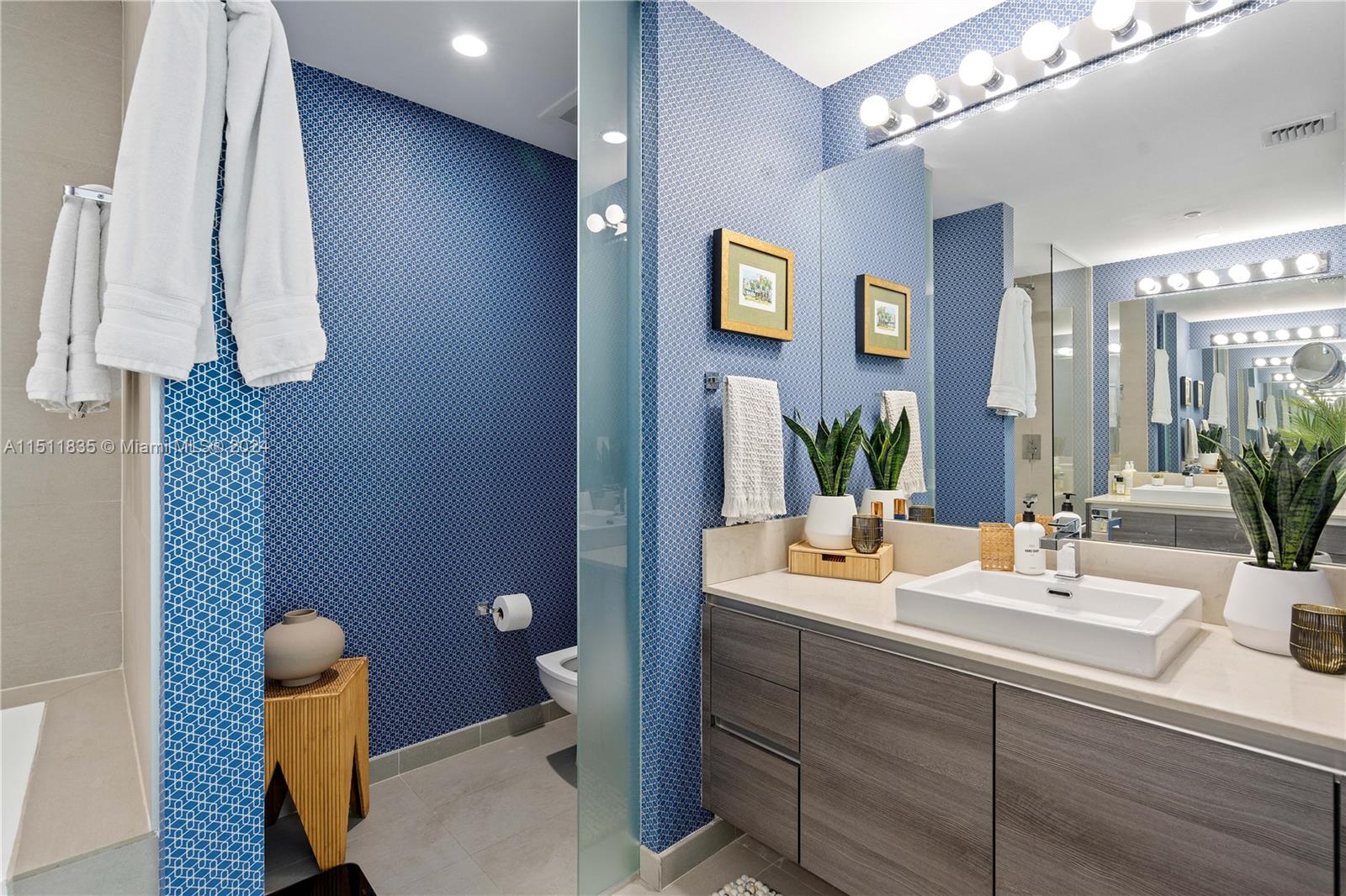 1080 Brickell Ave # 713