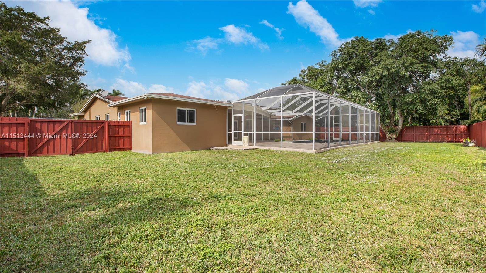 15301 SW 83rd Ave