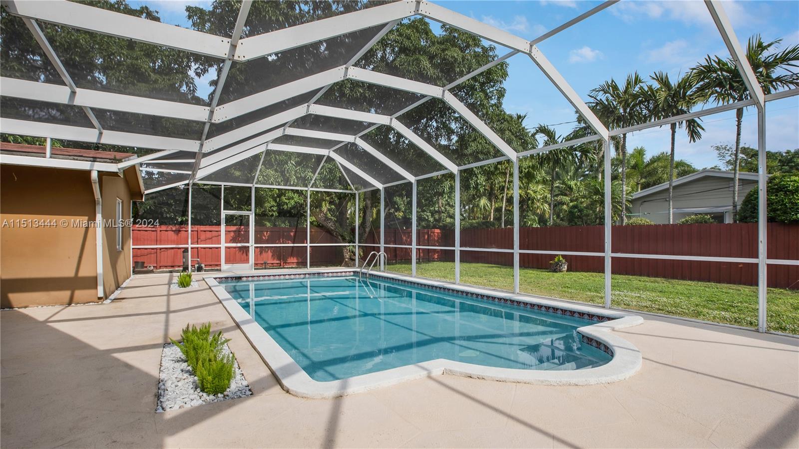15301 SW 83rd Ave