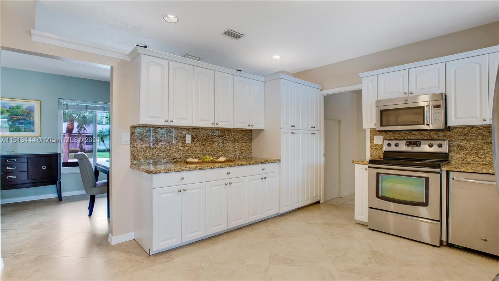 15301 SW 83rd Ave
