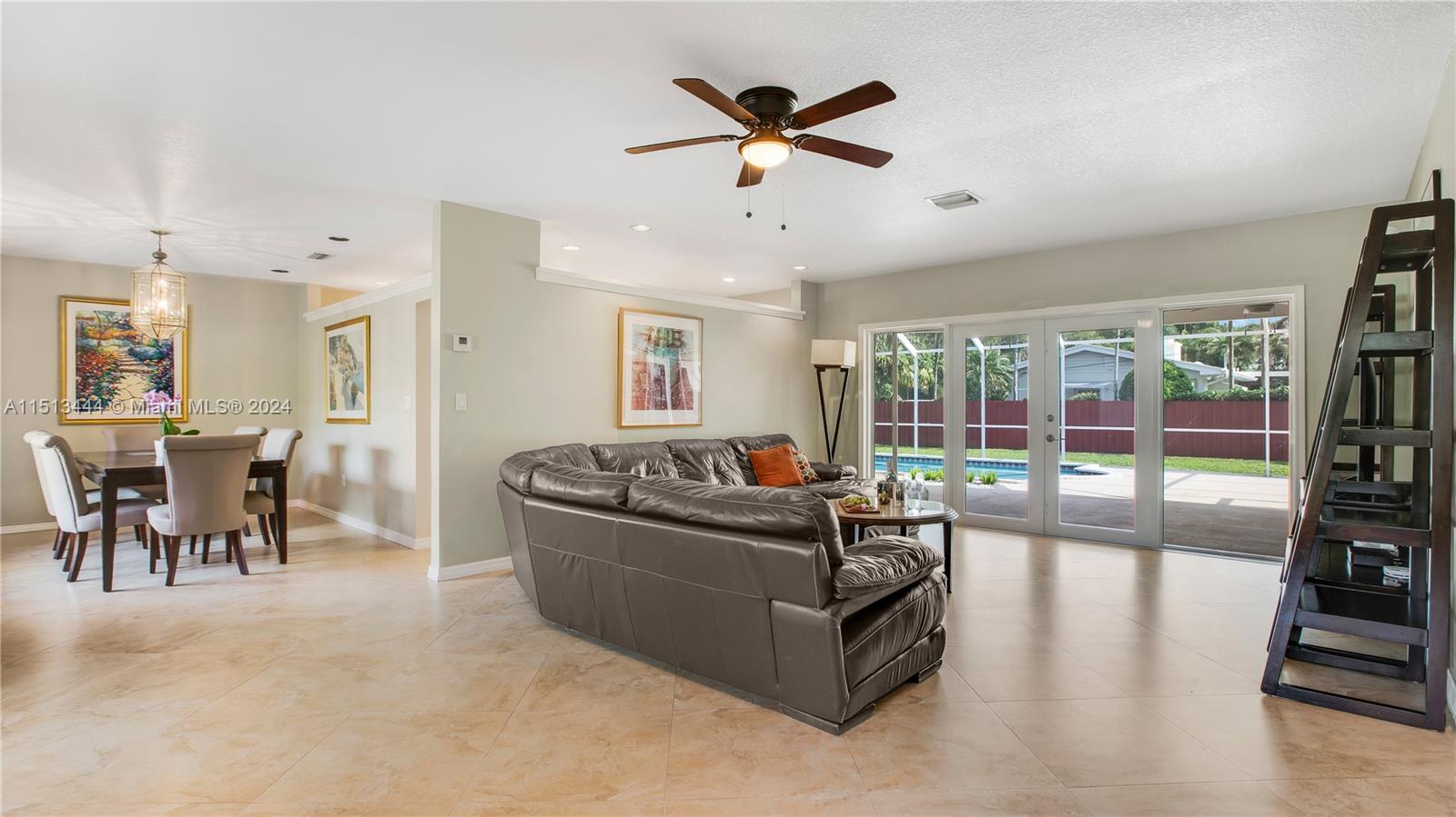 15301 SW 83rd Ave