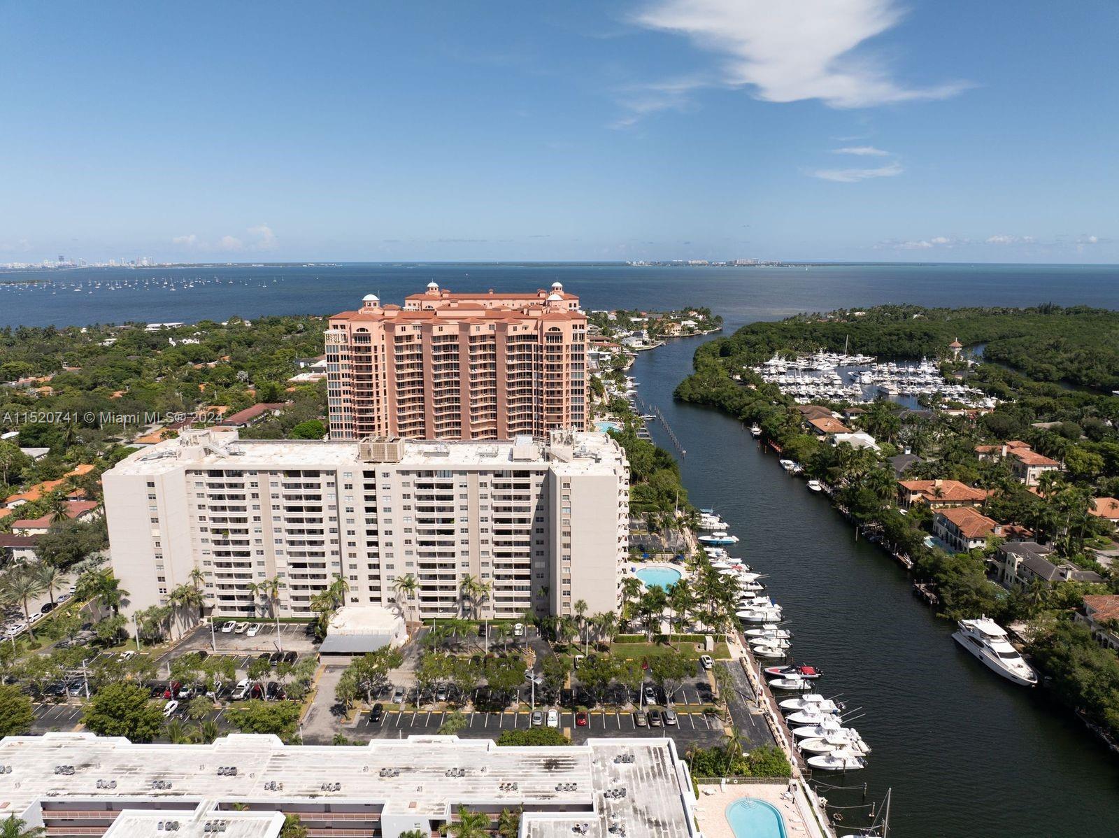 90 Edgewater Dr # 1217