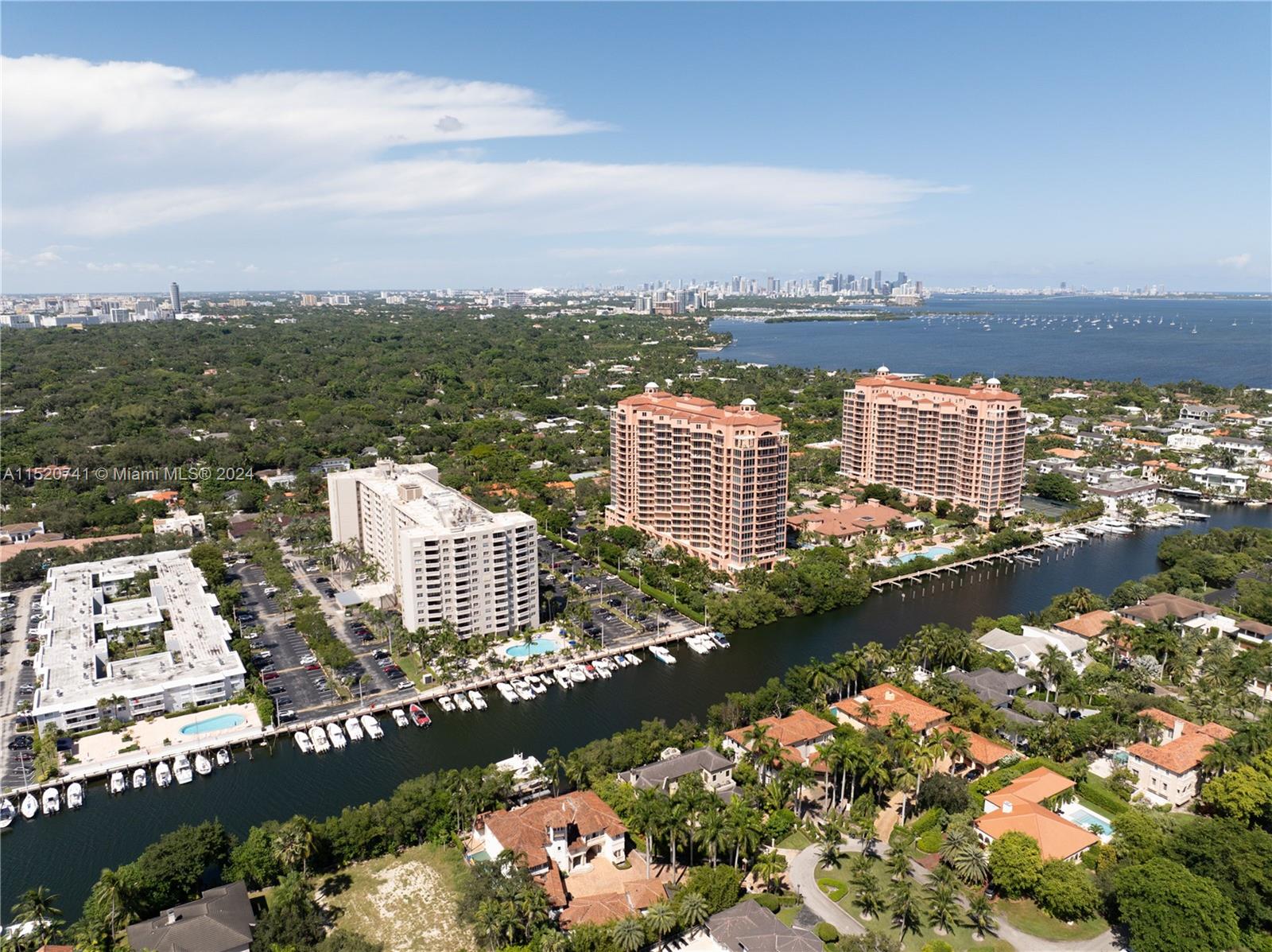 90 Edgewater Dr # 1217