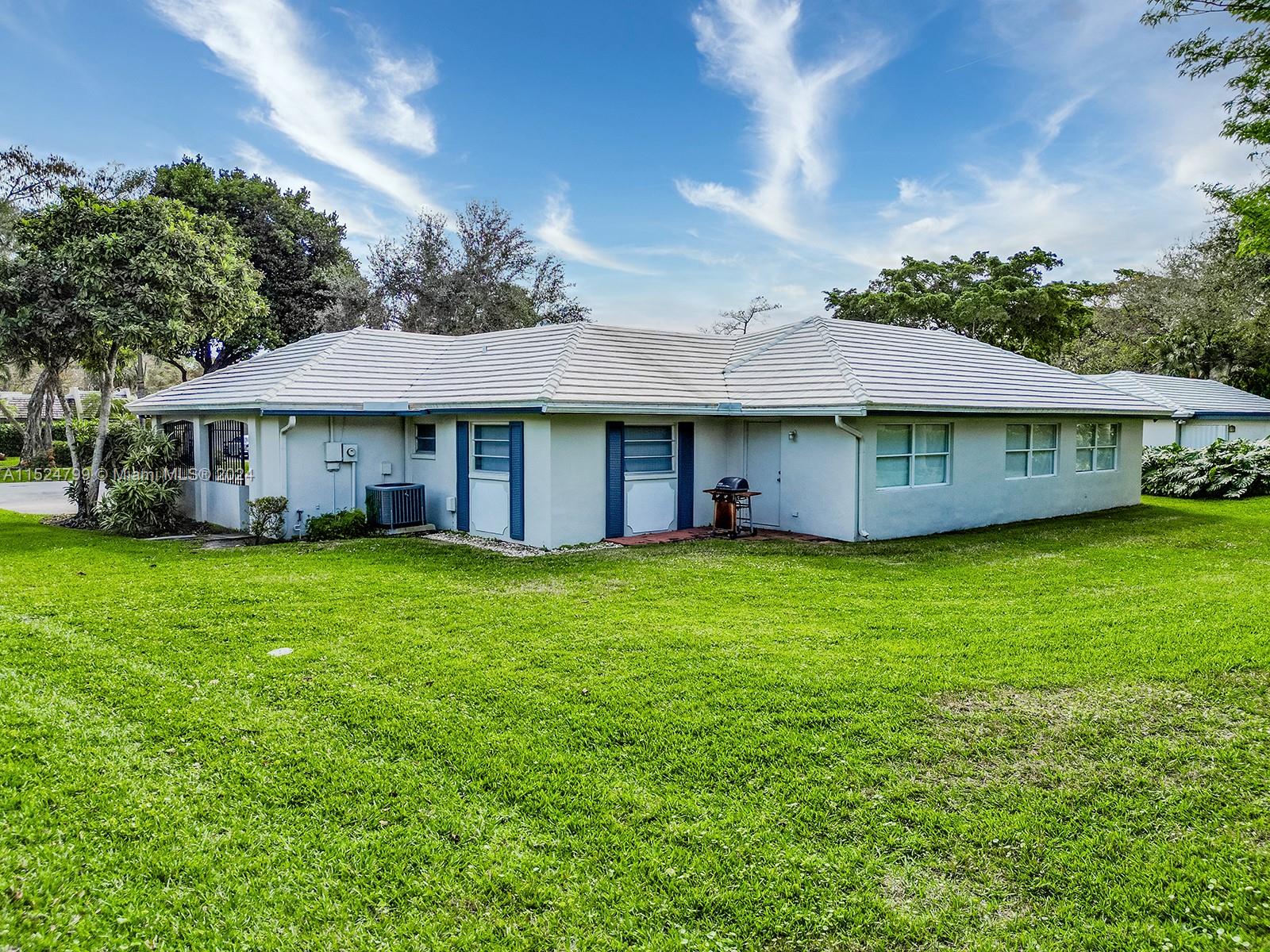 803 E Cypress Ln # 51 Unit: V-51