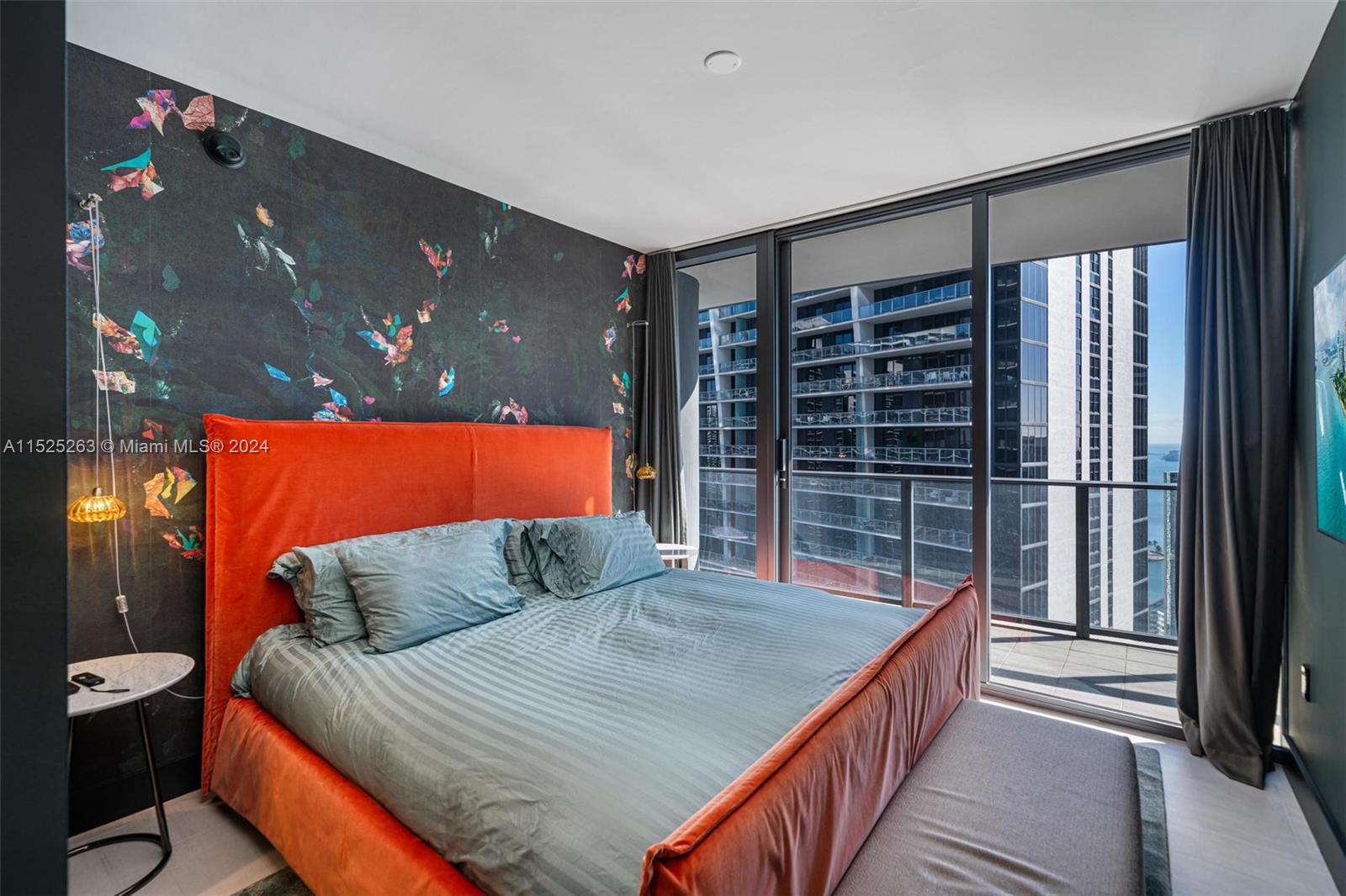 1000 Brickell Plz # 4101