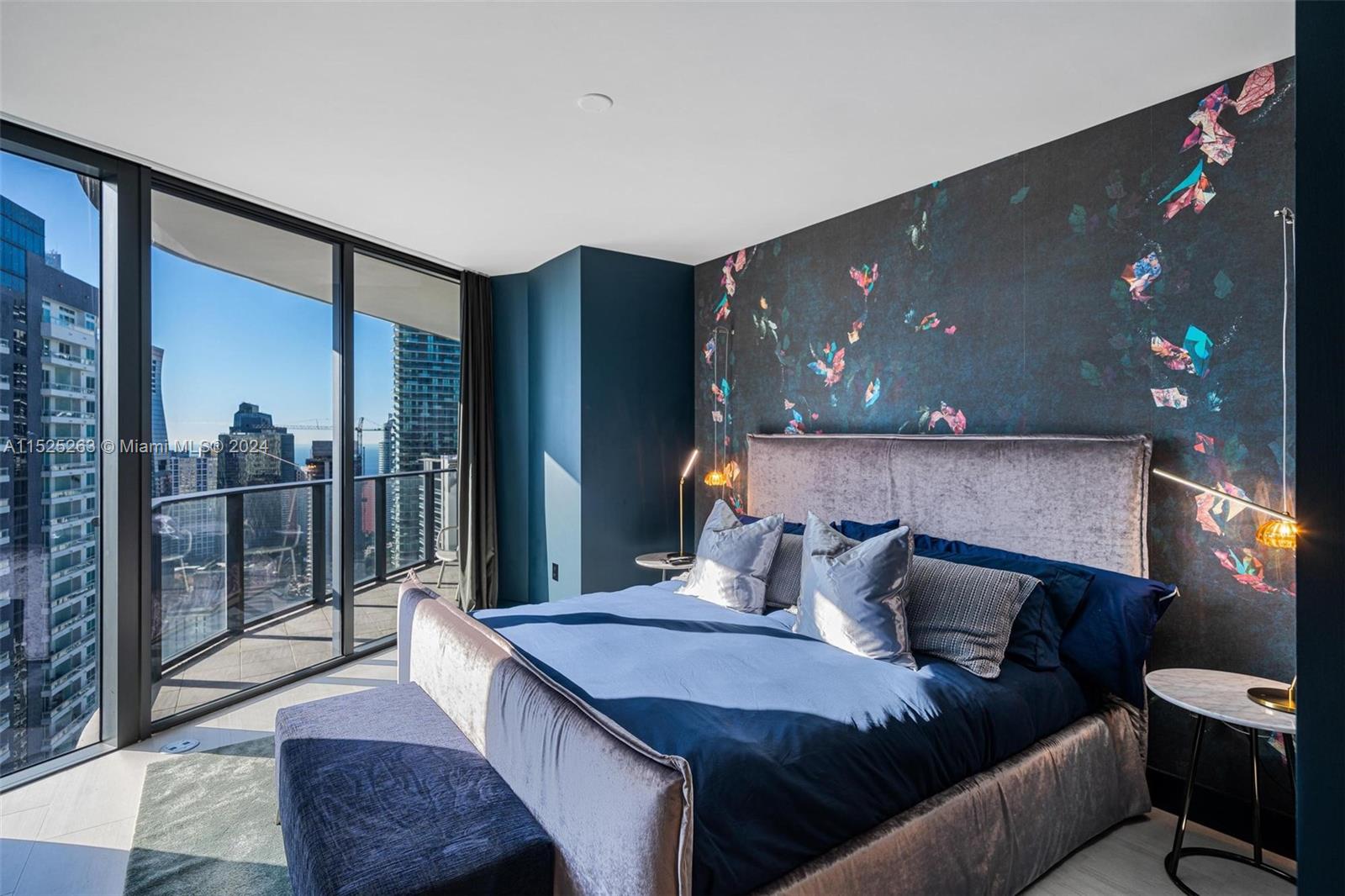 1000 Brickell Plz # 4101