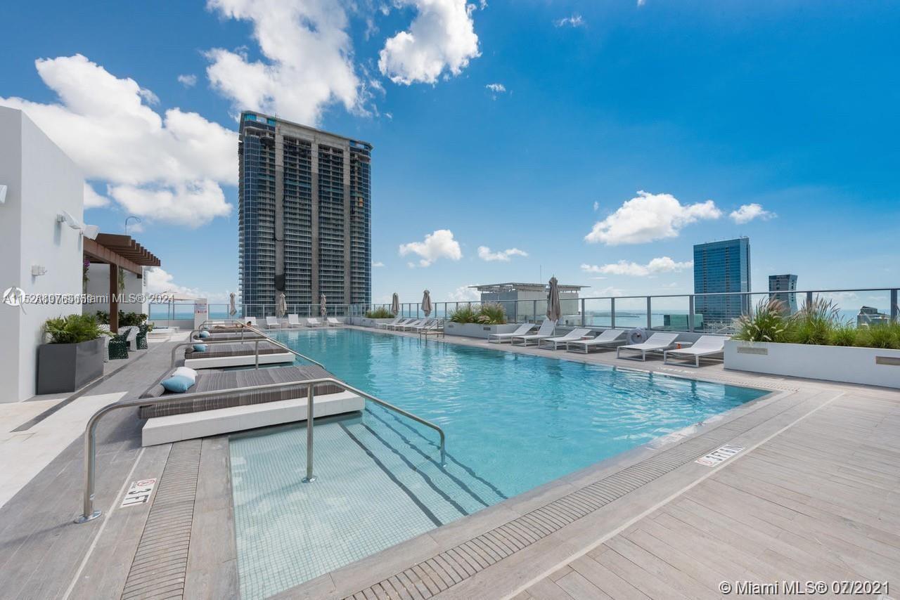 1010 Brickell Ave # 4303