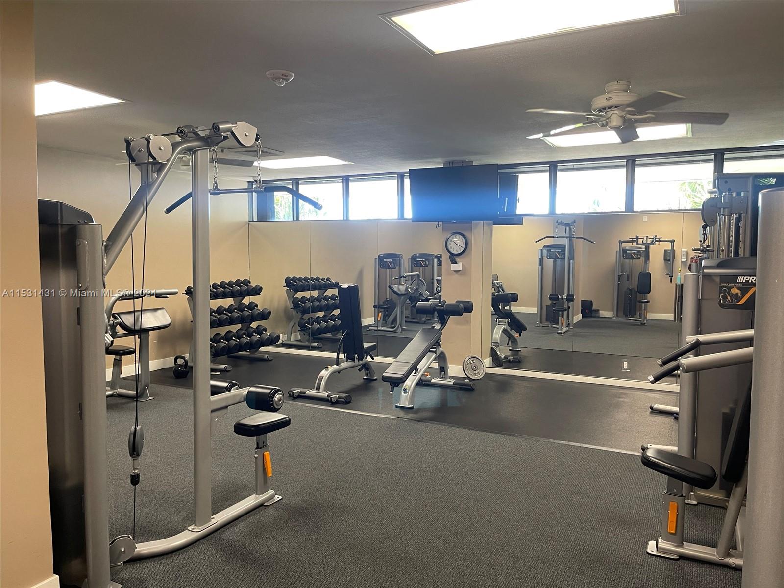 520 Brickell Key Dr # 328 Unit: C-328