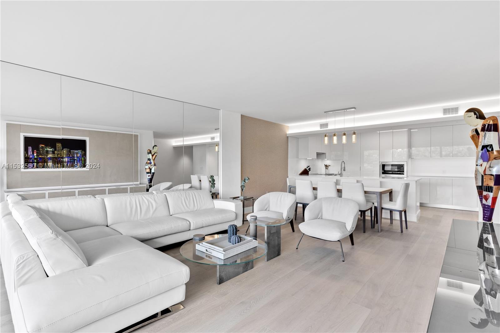 155 Ocean Lane Dr # 210