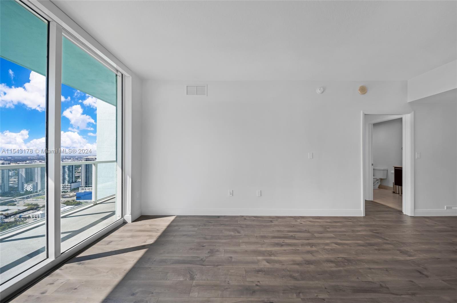 1900 N Bayshore Dr # 4509