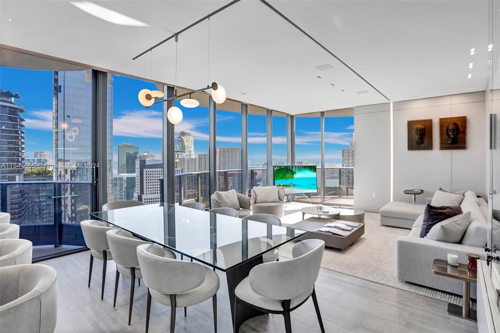 1000 Brickell Plz Unit: PH5208