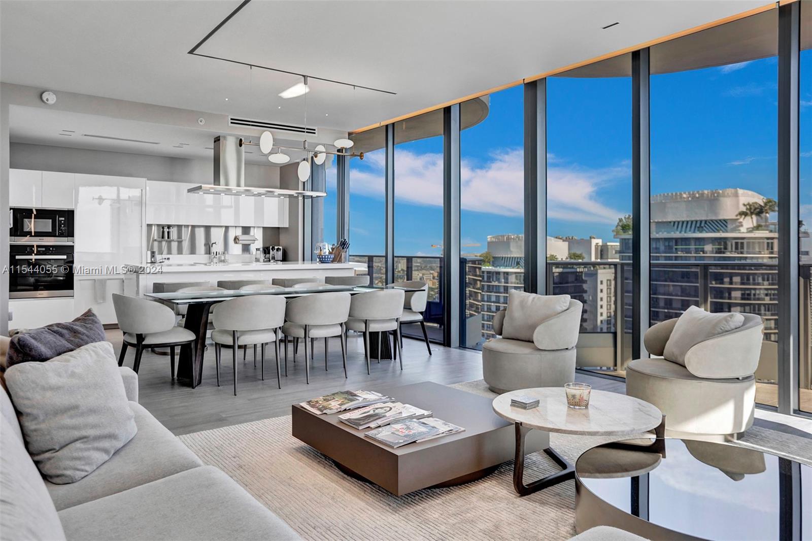 1000 Brickell Plz Unit: PH5208