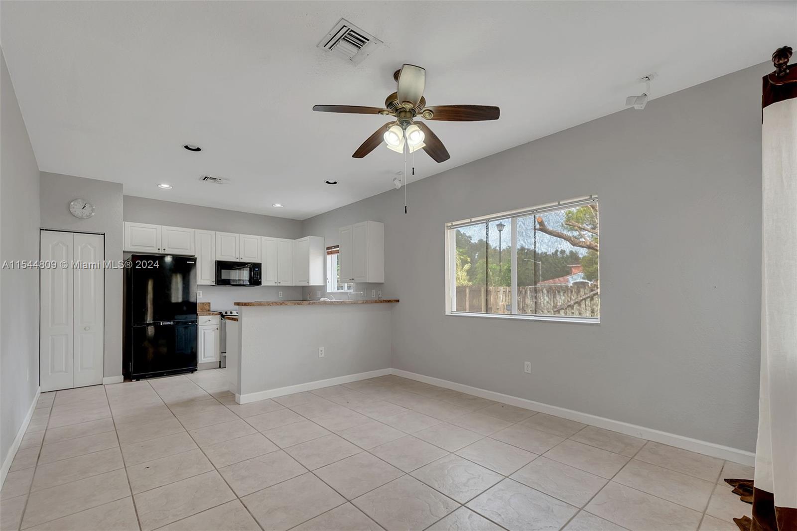 16633 SW 50th Ter