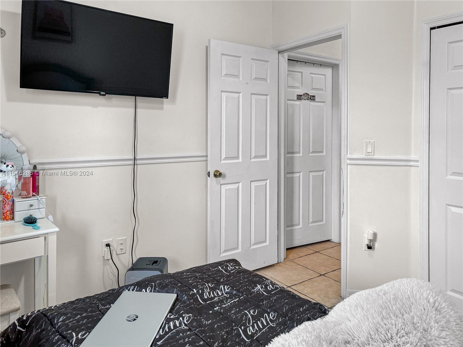 6016 NW 116th Pl # 401