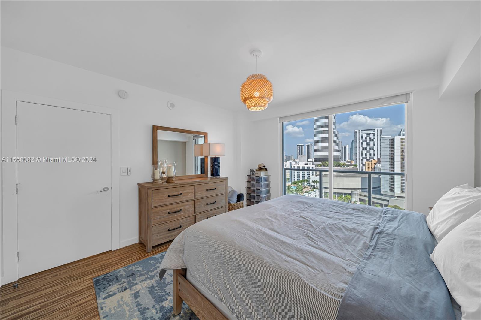 55 SE 6th St # 1803