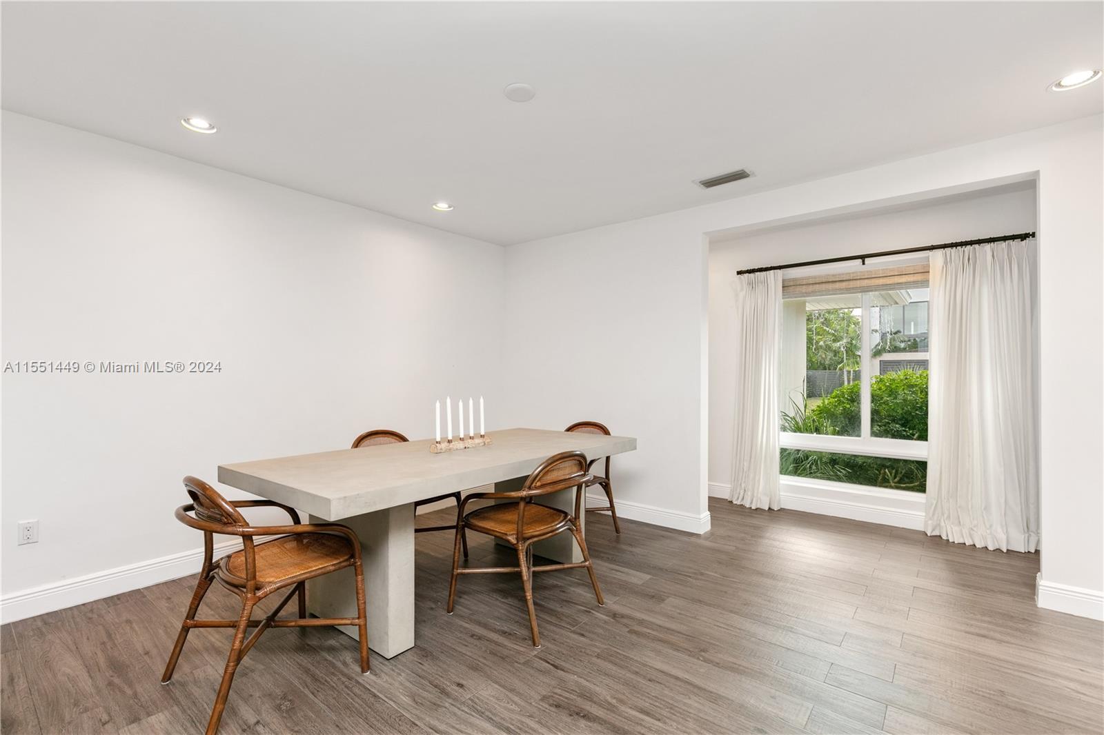 412 Ridgewood Rd