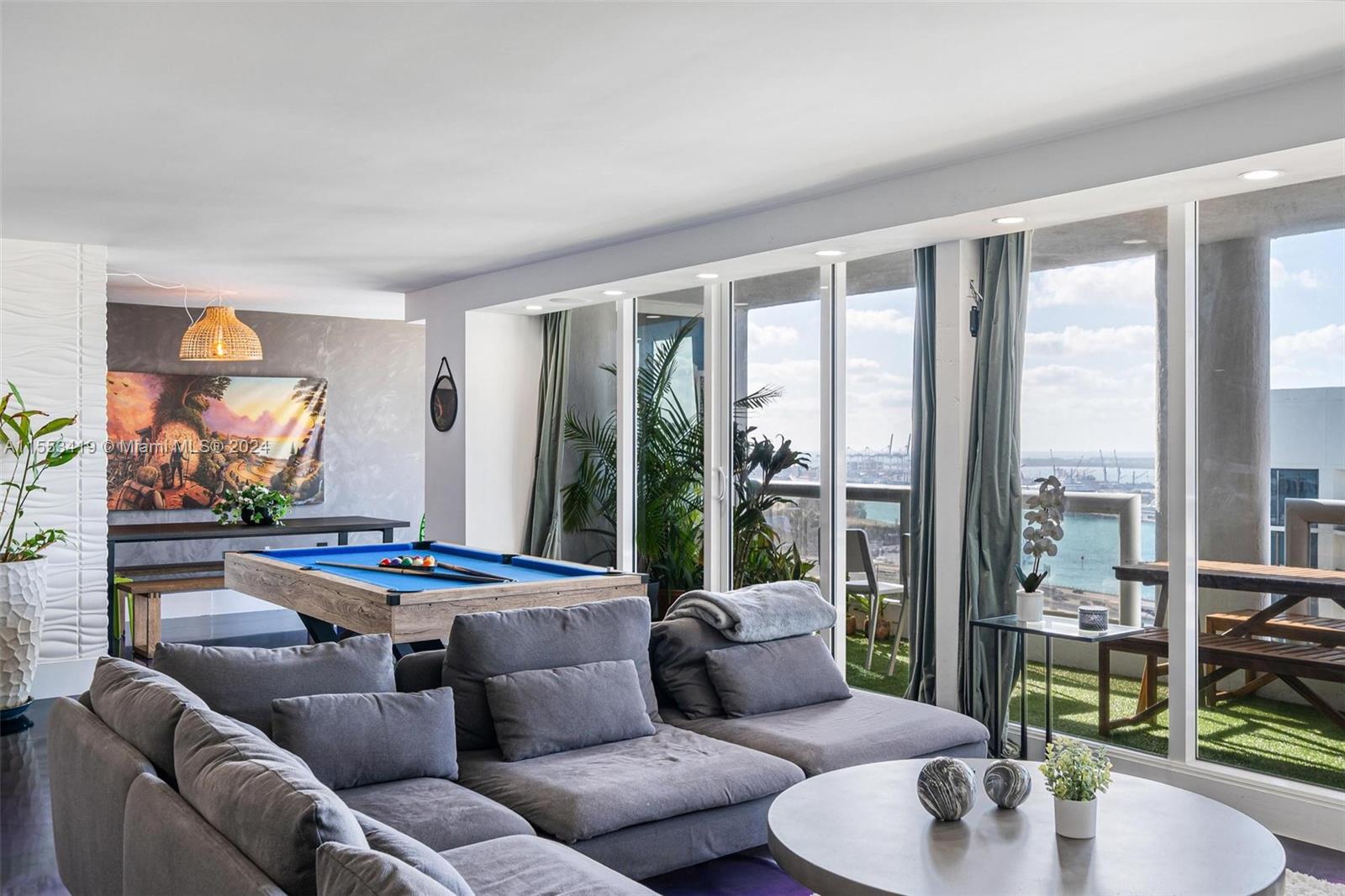 1717 N Bayshore Dr # 3545 Unit: A-3545