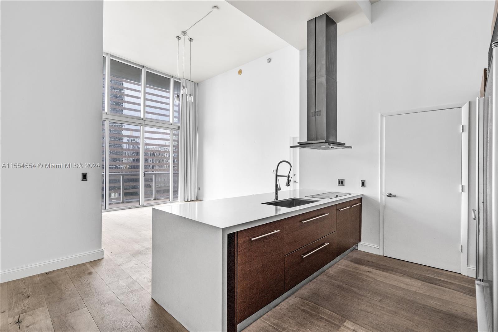 495 Brickell Ave # 1511