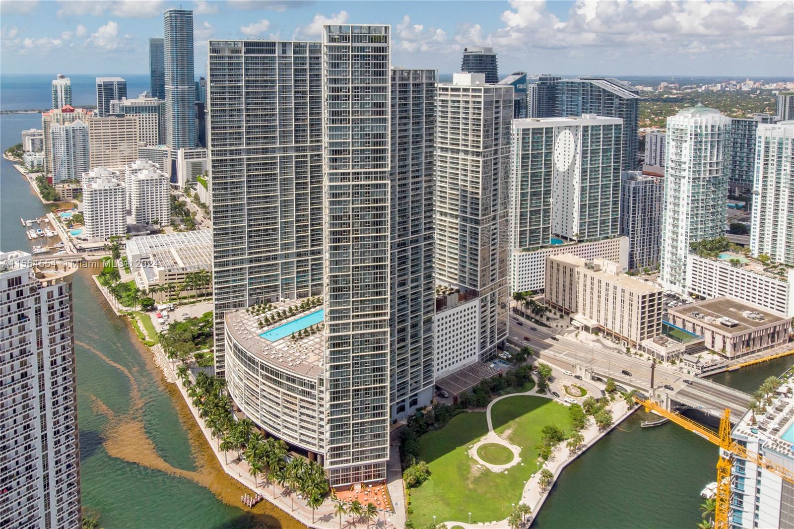 495 Brickell Ave # 1511
