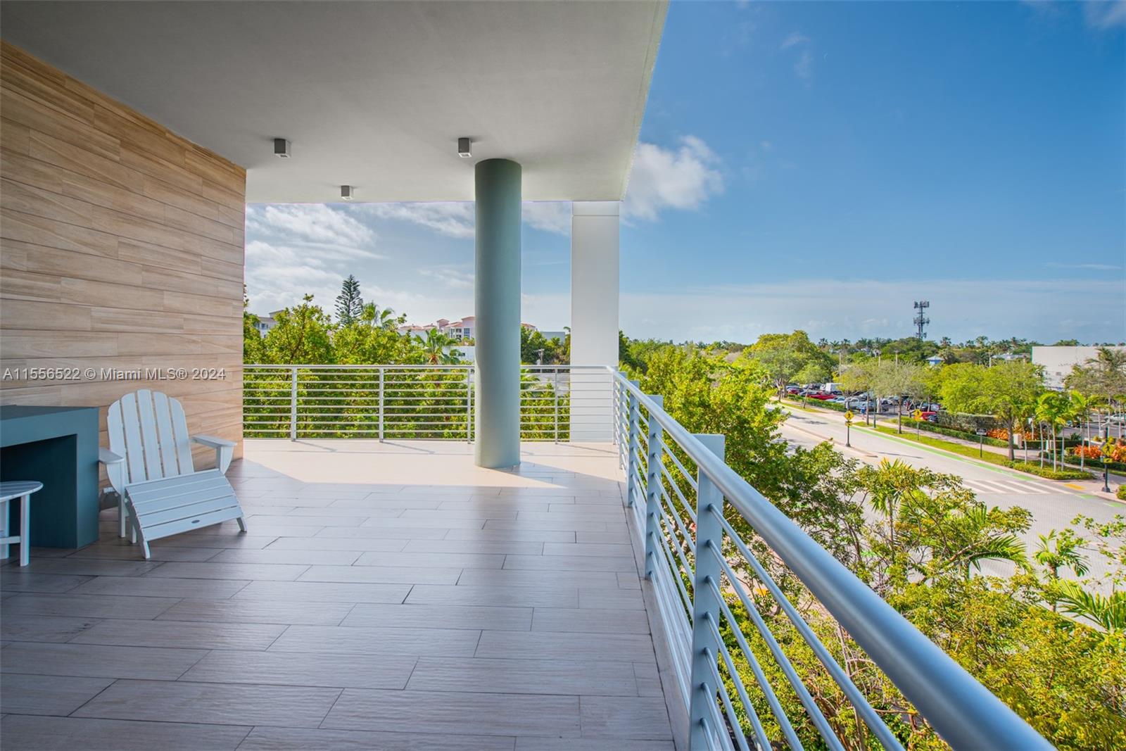 101 Sunrise Dr # 301