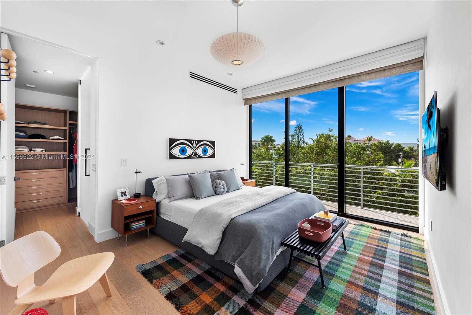 101 Sunrise Dr # 301