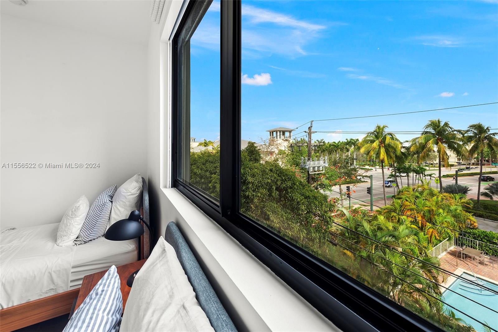 101 Sunrise Dr # 301