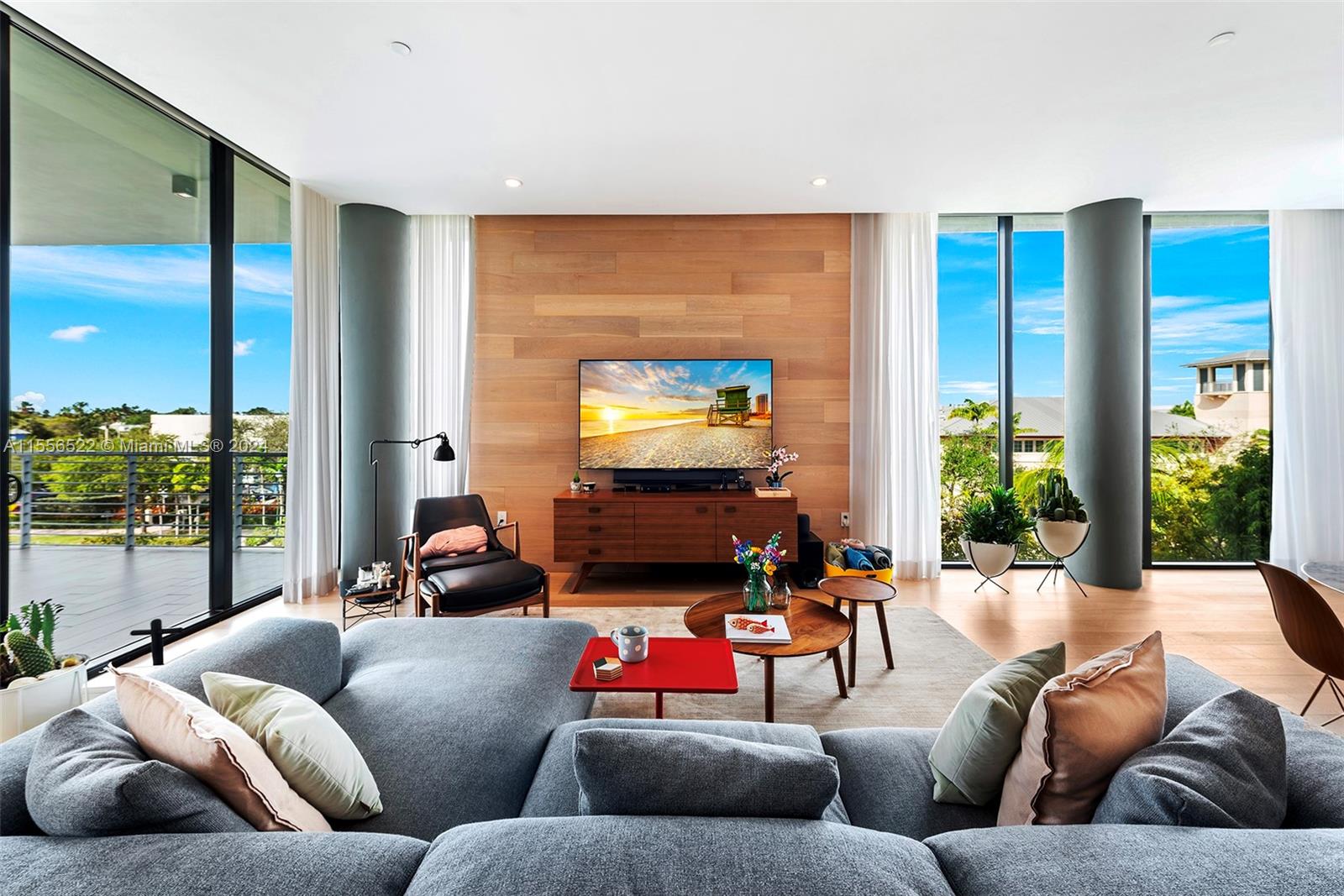 101 Sunrise Dr # 301