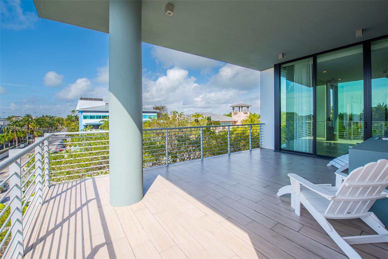 101 Sunrise Dr # 301