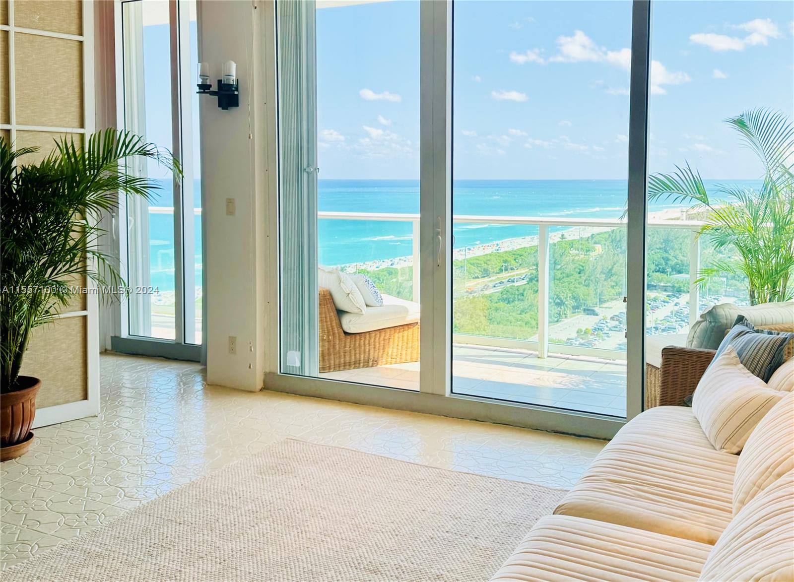 100 Bayview Dr Unit: PH25