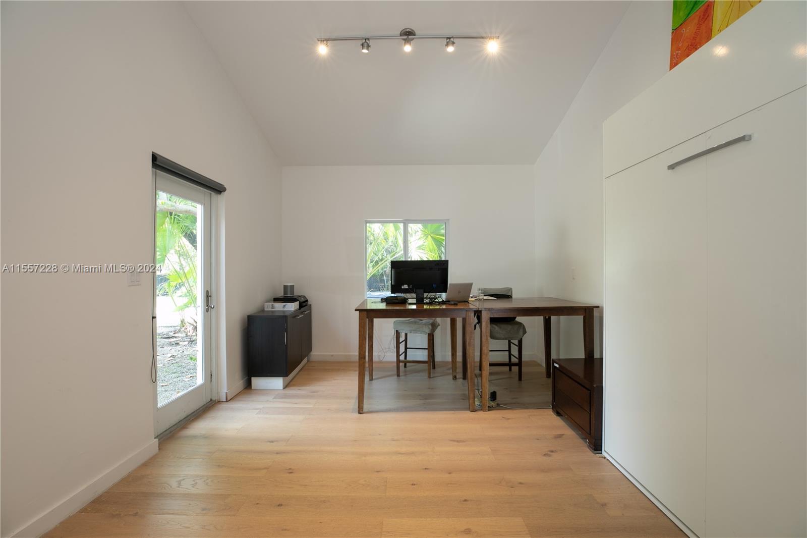 5950 SW 129th Ter