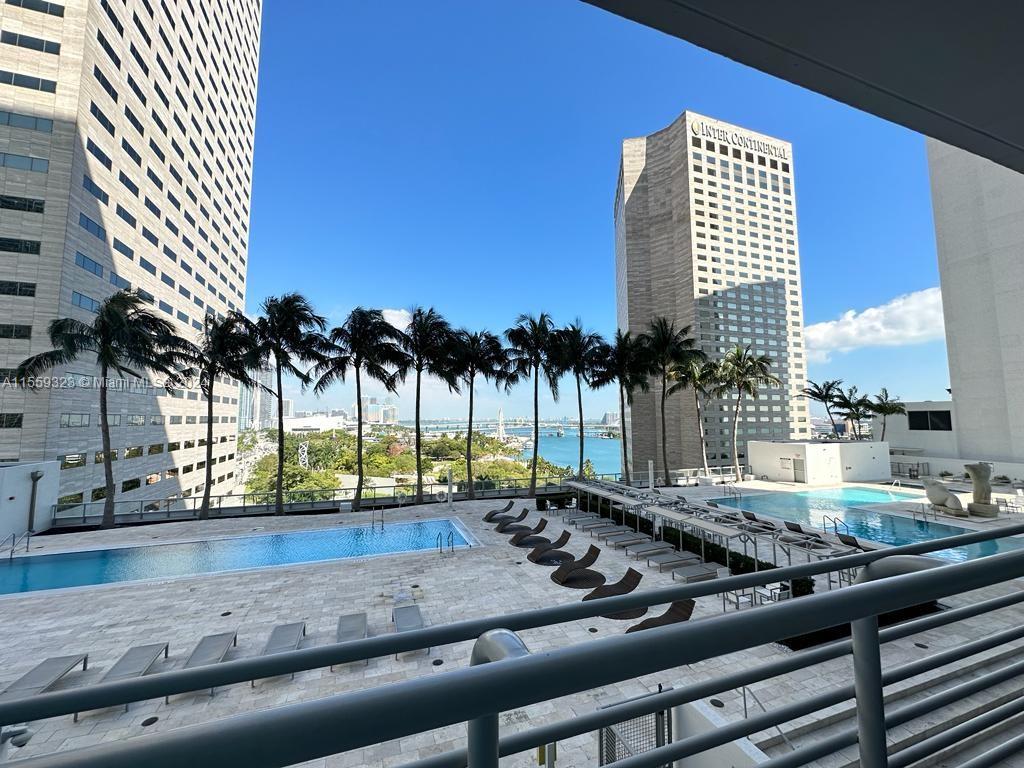 325 S Biscayne Blvd # 1418