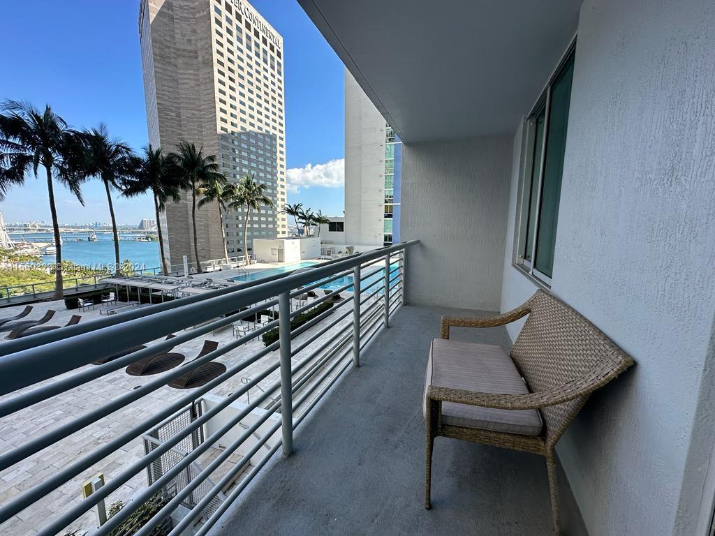 325 S Biscayne Blvd # 1418