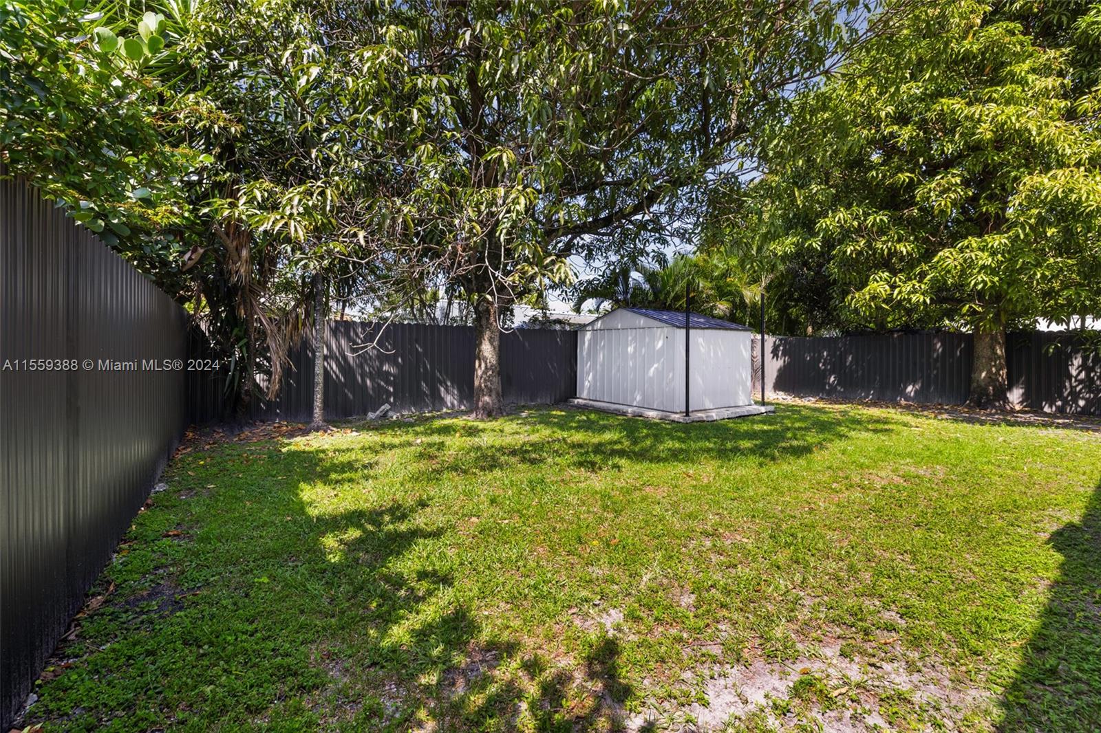 2539 SW 20th St