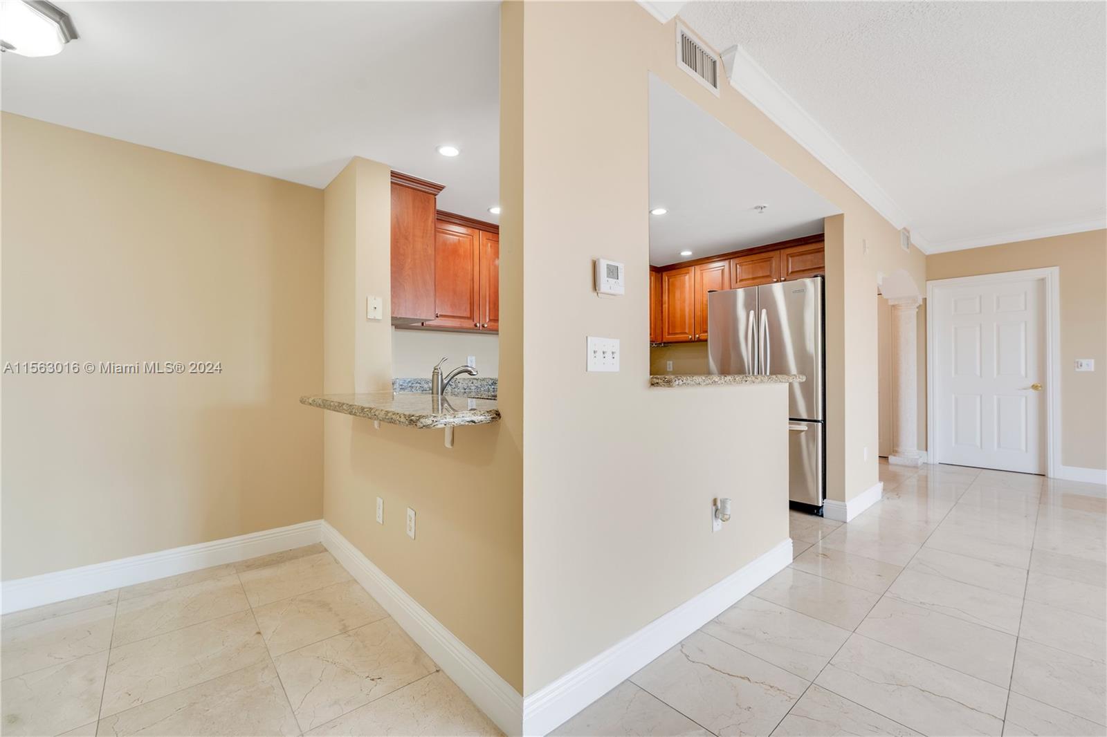 101 Sidonia Ave # 603