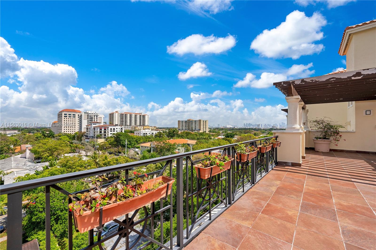 101 Sidonia Ave # 603