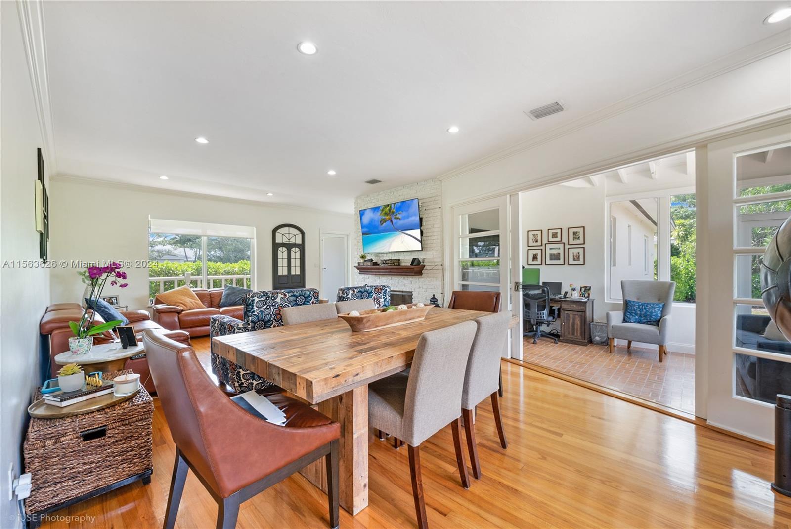 1240 S Alhambra Cir