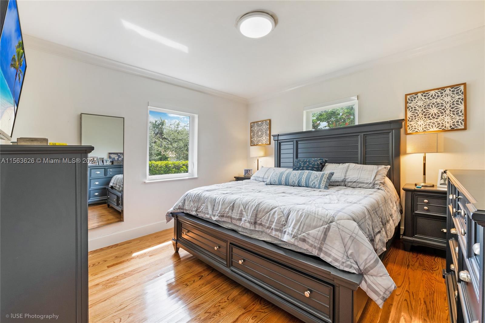 1240 S Alhambra Cir