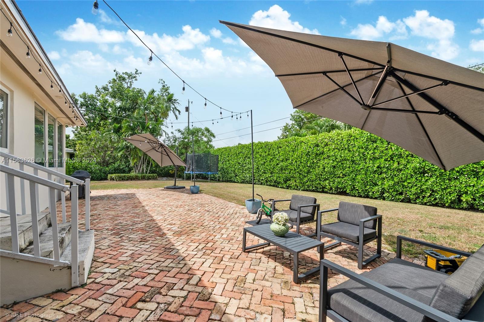 1240 S Alhambra Cir