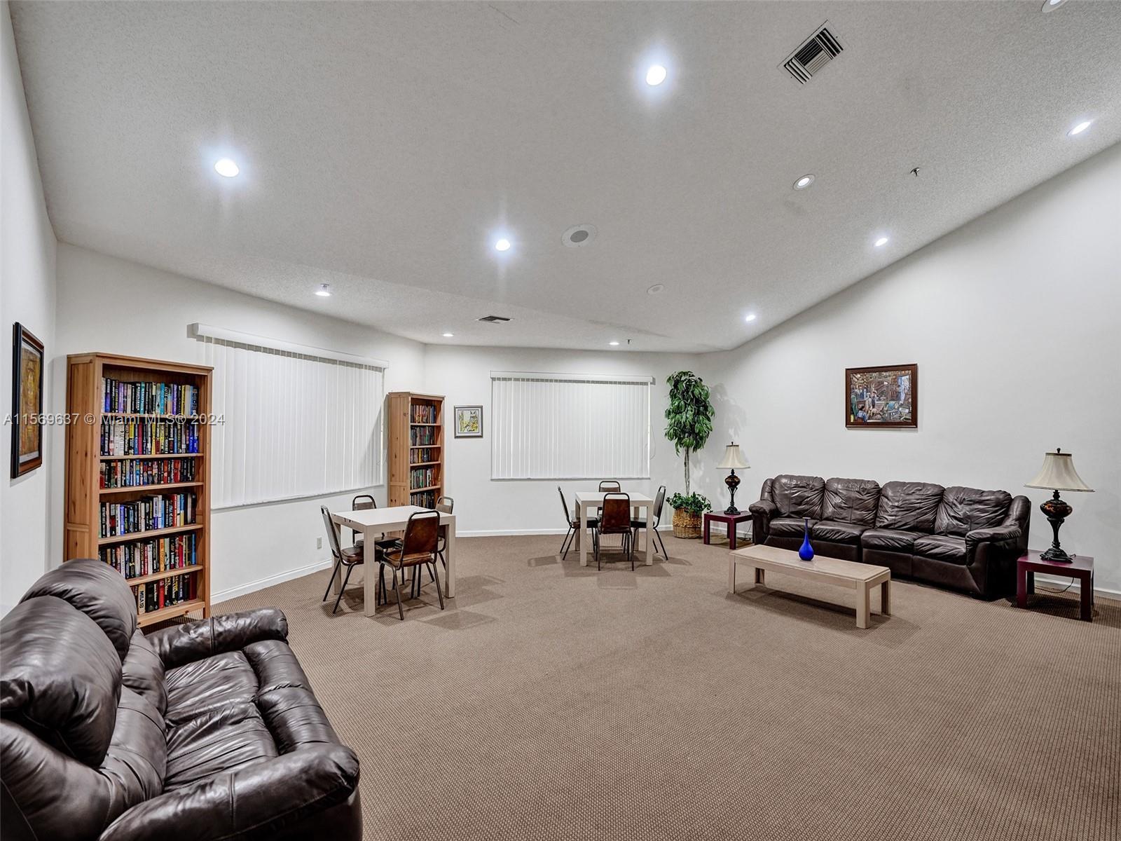 9480 Boca Cove Cir # 415