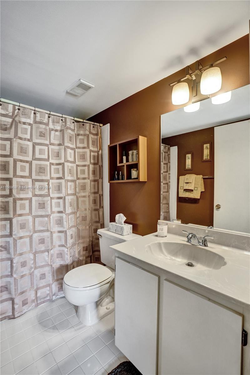 9480 Boca Cove Cir # 415