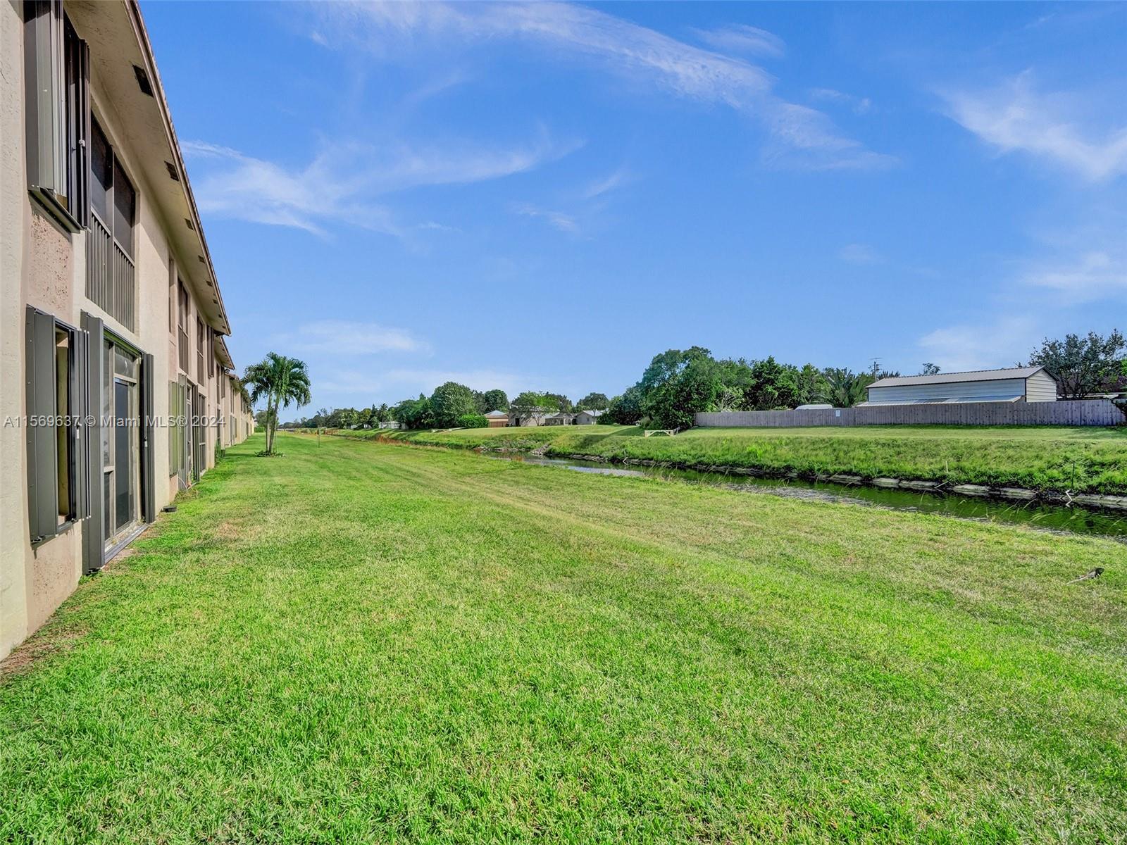 9480 Boca Cove Cir # 415