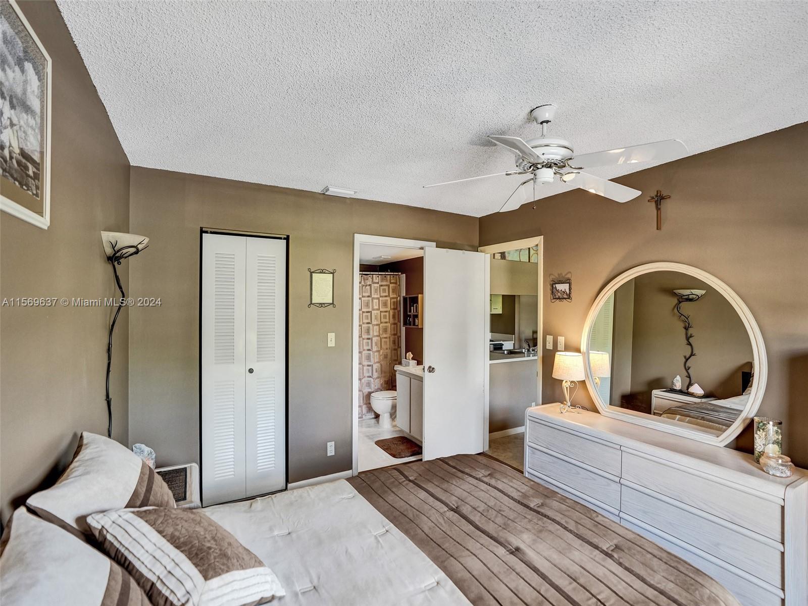 9480 Boca Cove Cir # 415