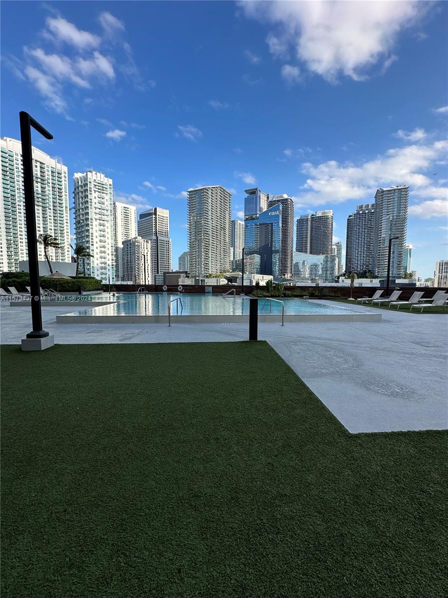 350 S Miami Ave Unit: 1915