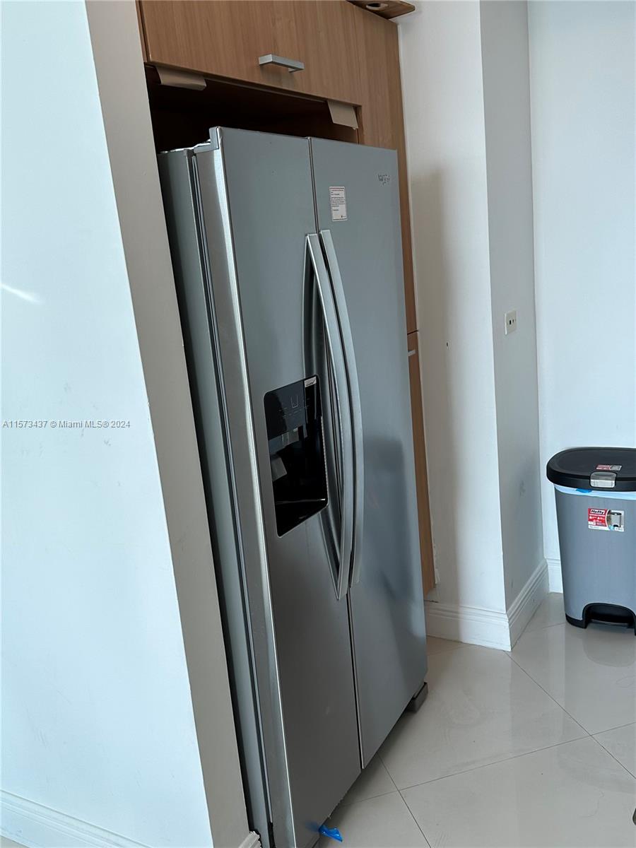 350 S Miami Ave Unit: 1915