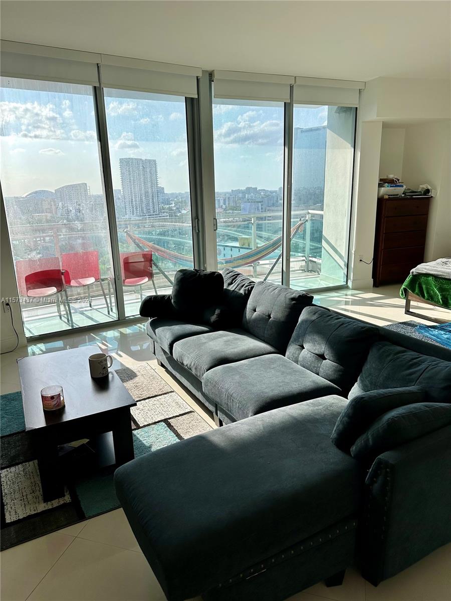 350 S Miami Ave Unit: 1915