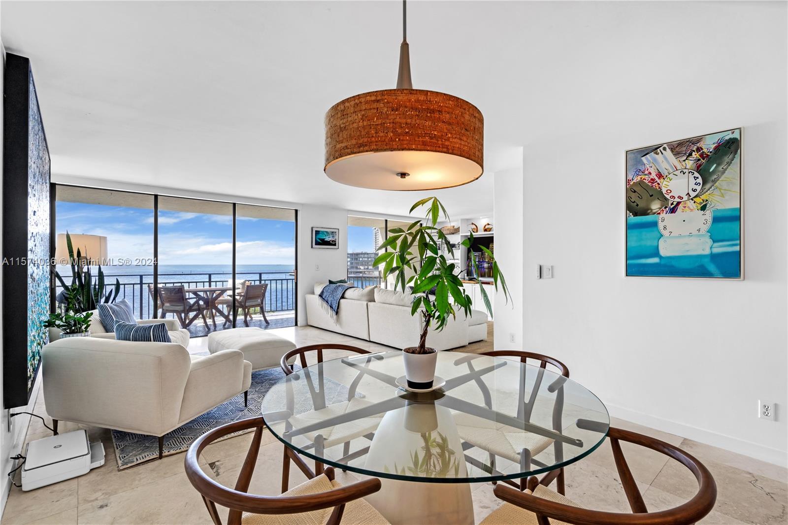 1632 S Bayshore Ct # 302