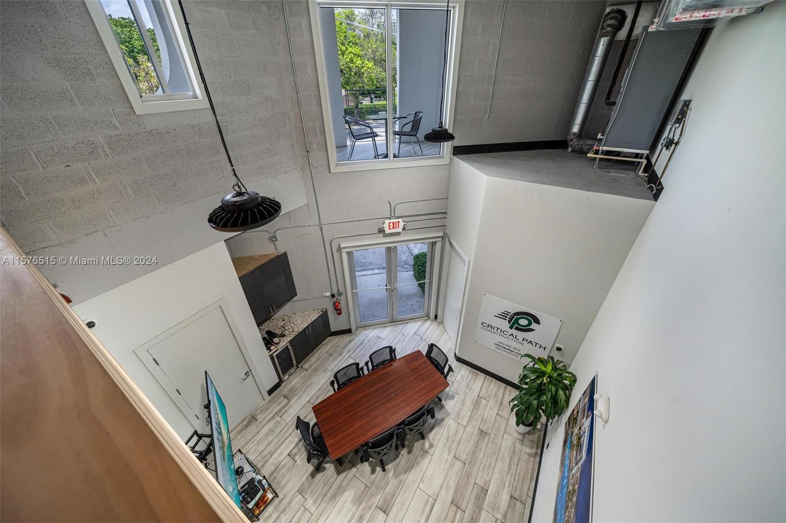 3305 SW 37th Ave