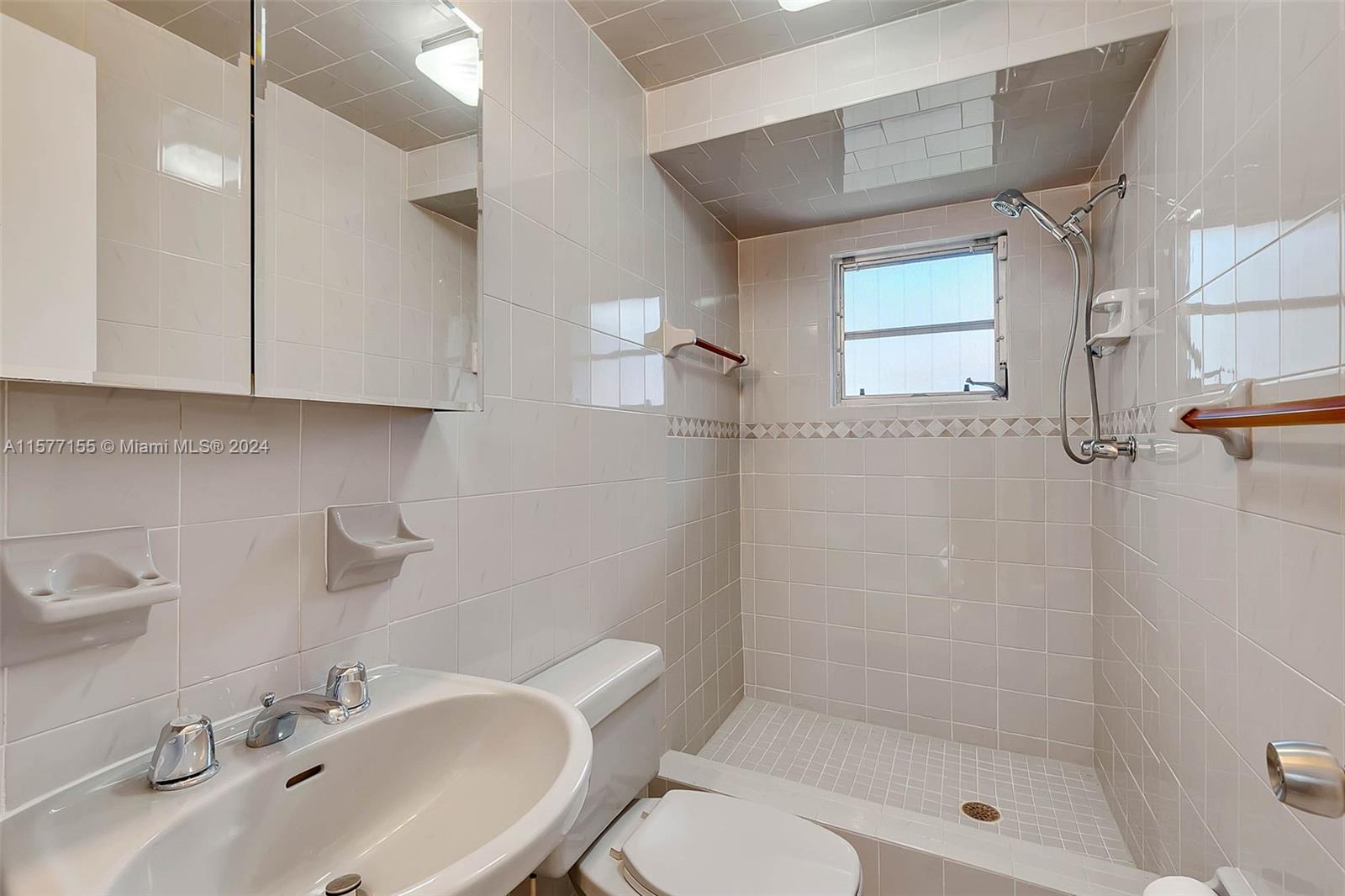 2240 SW 19th Ter