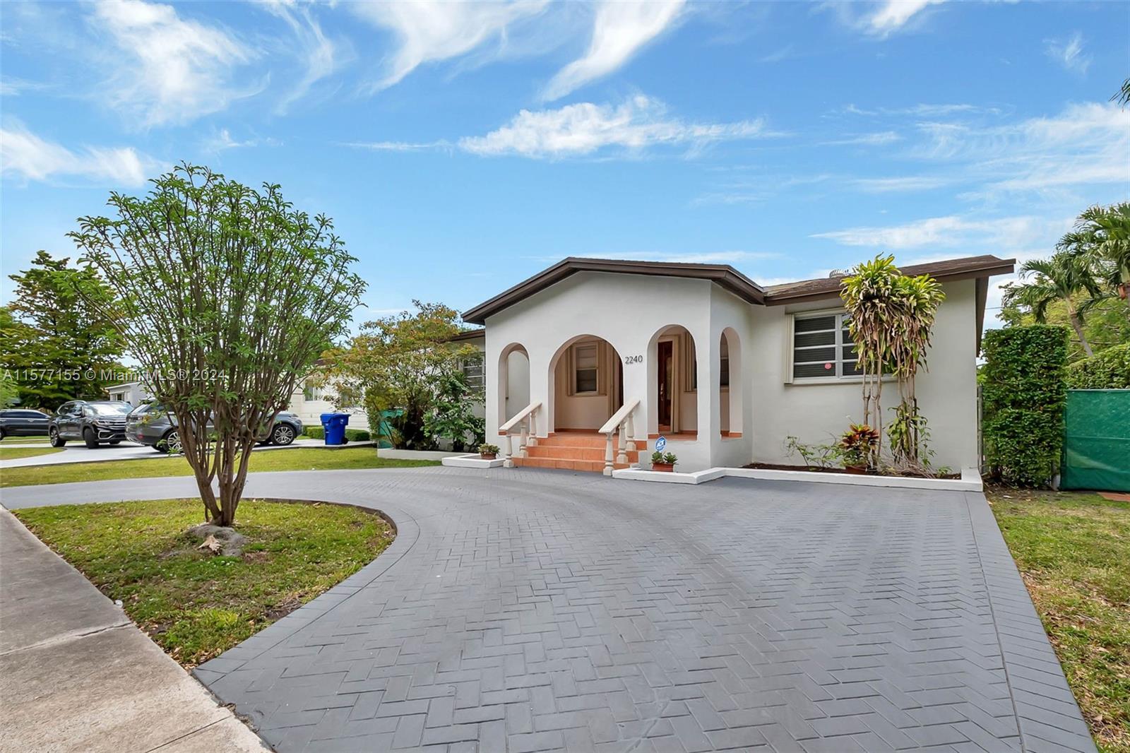 2240 SW 19th Ter